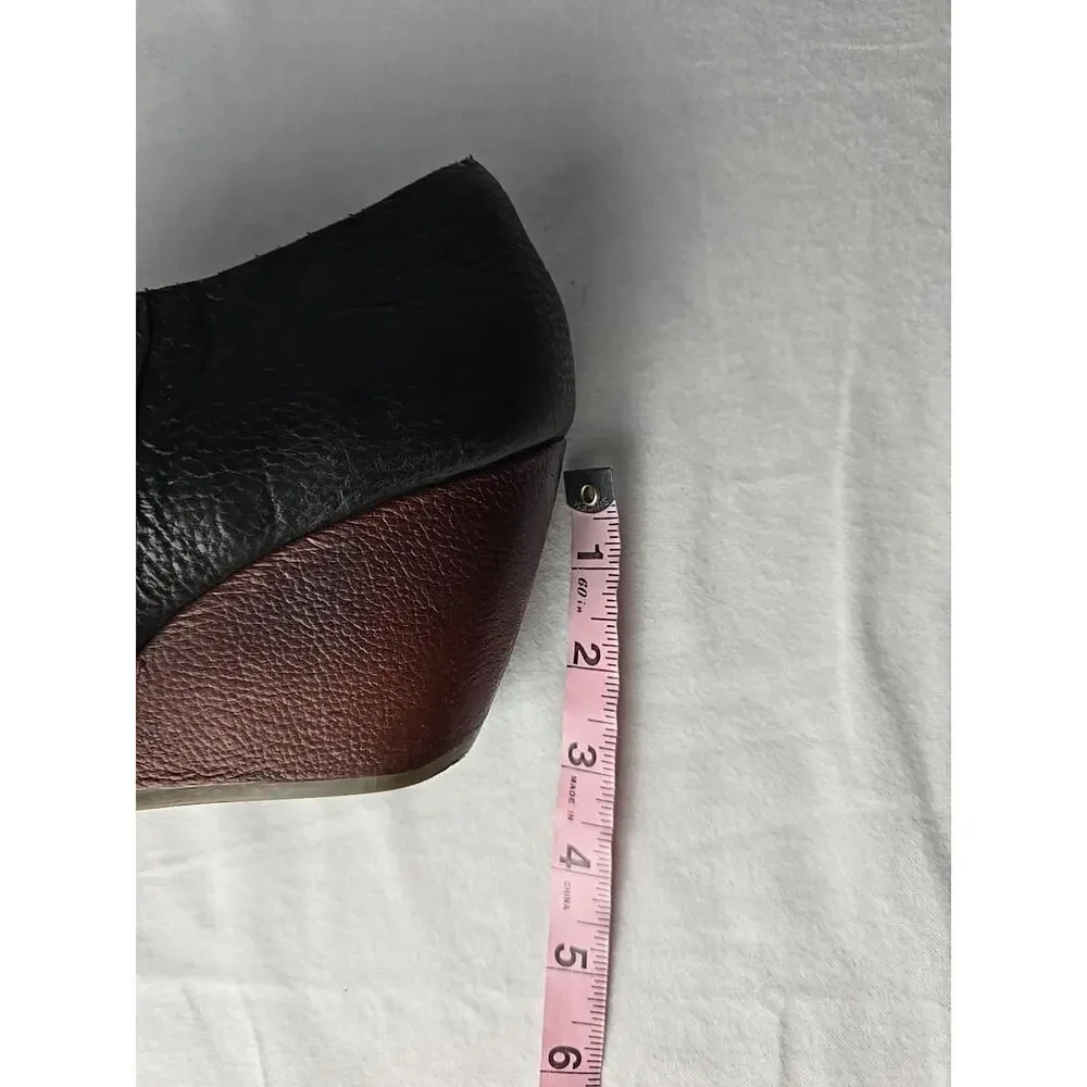 Kork-Ease Holmes Ankle Leather Wedge Heel Black Booties Size 8 Work Casual‎